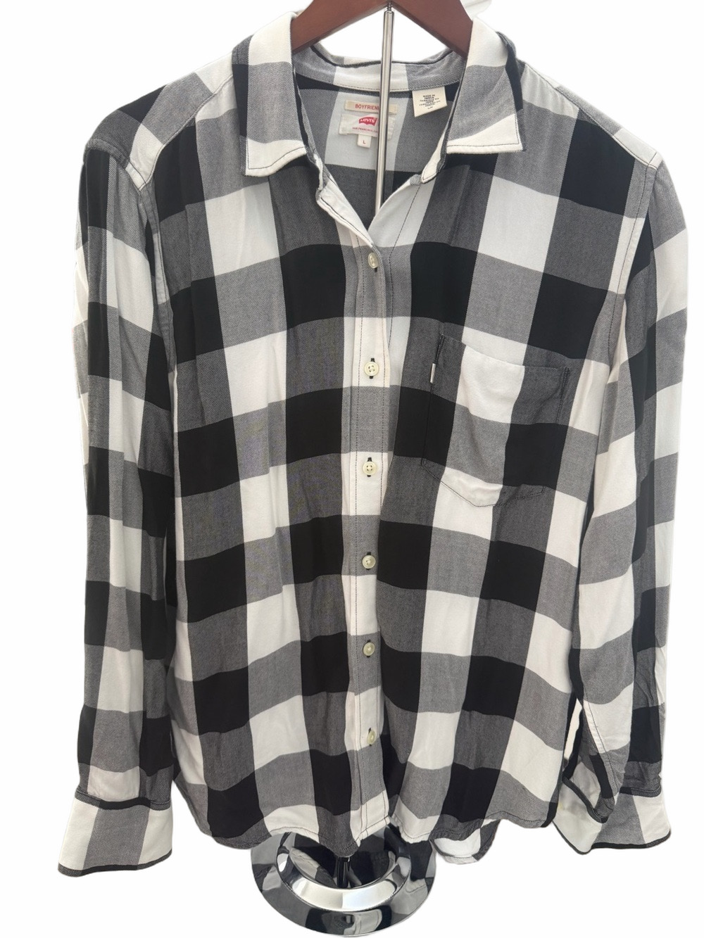 Levi's Women’s Boyfriend Black and White Buffalo Plaid Button-Down Shirt, Large
